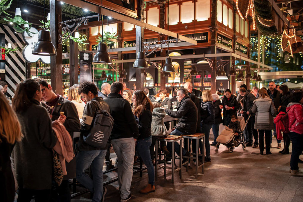 Mercado de San Miguel | Los mejores mercados gastronómicos de Madrid para irse de tapas